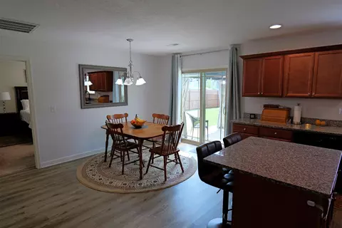 502 E Heatherstone Ln, Roebuck, SC 29376 photo 7