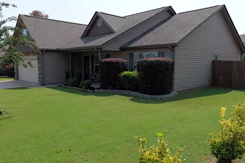 502 E Heatherstone Ln, Roebuck, SC 29376 photo 3