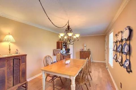 Dining - 39 Rollingreen Rd, Greer, SC 29651 photo 2 of 4