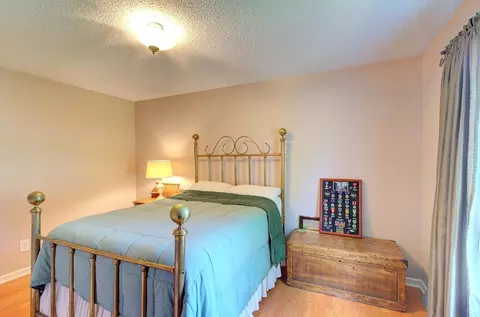 Bedroom - 39 Rollingreen Rd, Greer, SC 29651 photo 6 of 9