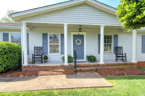 Exterior - 39 Rollingreen Rd, Greer, SC 29651 photo 2 of 16
