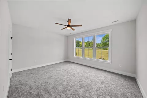 Bedroom - 1155 Goodjoin Rd, Campobello, SC 29322 photo 2 of 3