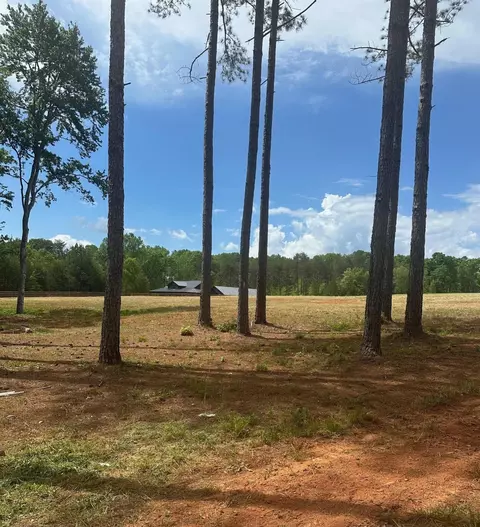 417 Wilkie Bridge Rd, Inman, SC 29349