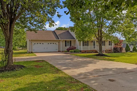 343 Mcmillin Blvd, Boiling Springs, SC 29316