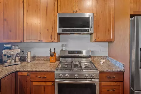 Kitchen - 25 Little Falls Dr, Tryon, NC 28782 photo 4 of 5