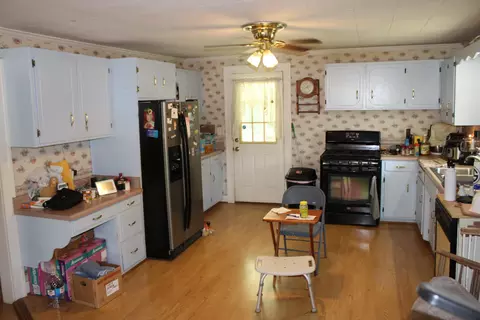 Kitchen - 68 Rector St, Tryon, NC 28782 photo 2 of 3