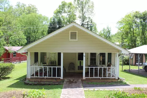 Exterior - 68 Rector St, Tryon, NC 28782 photo 2 of 9