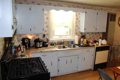 Kitchen - 68 Rector St, Tryon, NC 28782 photo 1 of 3