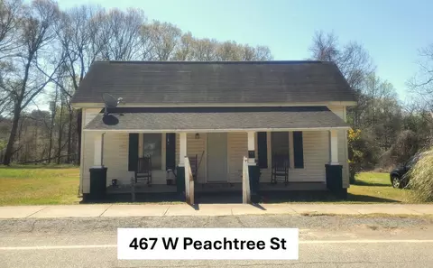 467 W Peachtree St, Woodruff, SC 29388