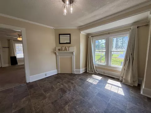 362 E Floyd Baker Blvd, Gaffney, SC 29340 photo 6