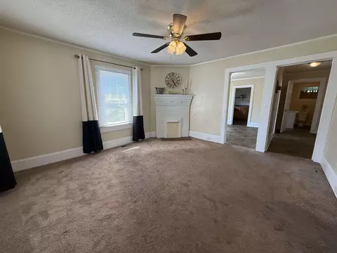 362 E Floyd Baker Blvd, Gaffney, SC 29340 photo 2