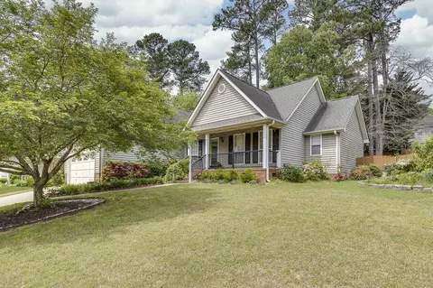 10 E Fair Isle Dr, Simpsonville, SC 29681