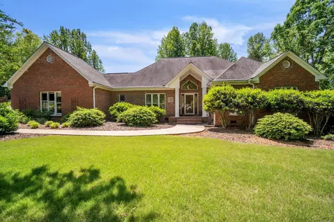 118 Pinewood Dr, Woodruff, SC 29388