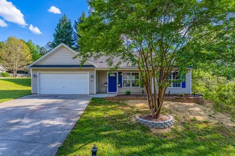 175 Falcon Ridge Dr, Boiling Springs, SC 29316