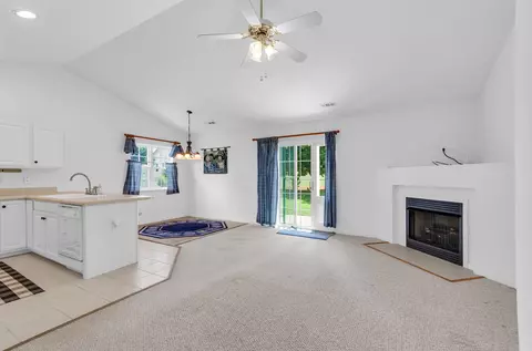 477 Perry Rd, Greer, SC 29651 photo 5