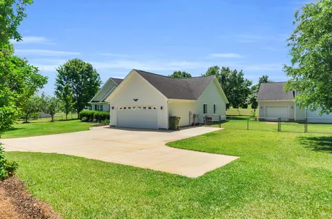 477 Perry Rd, Greer, SC 29651 photo 2