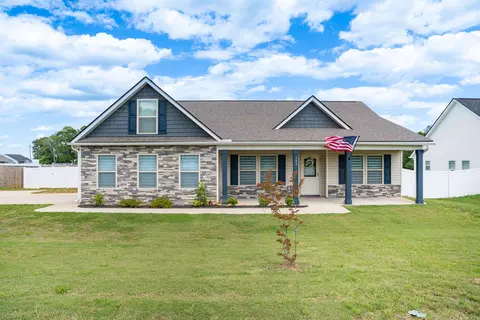 146 Peachtree Rd, Boiling Springs, SC 29316