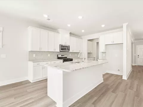 897 Burghley Cir, Greer, SC 29651 photo 5