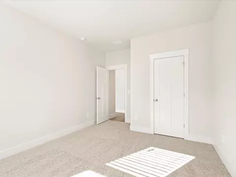 897 Burghley Cir, Greer, SC 29651 photo 17