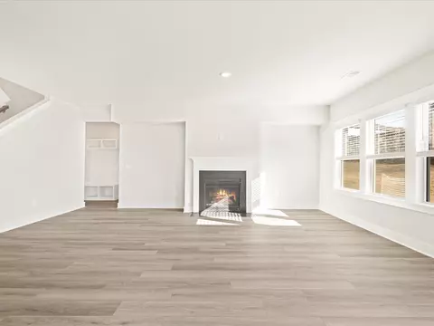 897 Burghley Cir, Greer, SC 29651 photo 14