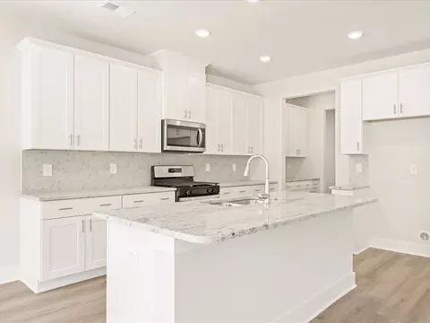 897 Burghley Cir, Greer, SC 29651 photo 6