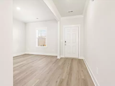 897 Burghley Cir, Greer, SC 29651 photo 2