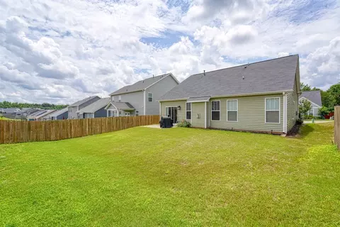 Exterior - 431 Vestry Pl, Moore, SC 29369 photo 5 of 6