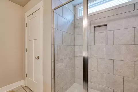 Bath - 431 Vestry Pl, Moore, SC 29369 photo 2 of 2