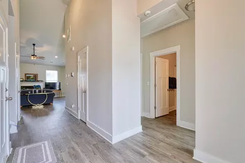 Entry Way - 431 Vestry Pl, Moore, SC 29369 photo 4 of 5
