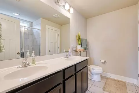 Bath - 431 Vestry Pl, Moore, SC 29369 photo 1 of 2