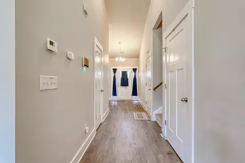 Entry Way - 431 Vestry Pl, Moore, SC 29369 photo 2 of 5