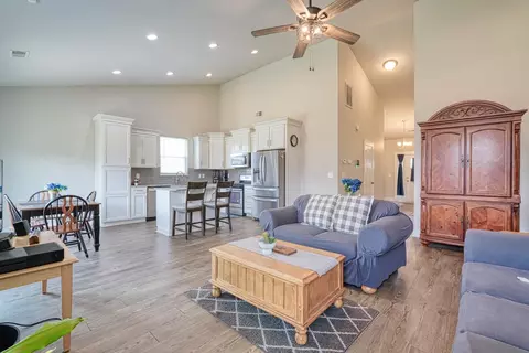 Entry Way - 431 Vestry Pl, Moore, SC 29369 photo 1 of 5