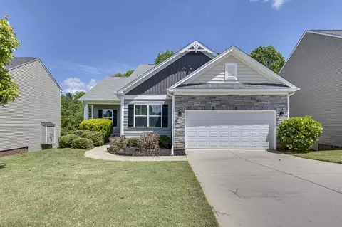 325 Castleton Cir, Boiling Springs, SC 29316
