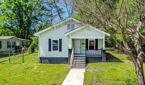 100 Spruce St, Gaffney, SC 29340