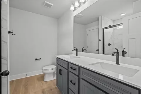 Bath - 758 Rodin Rd, Moore, SC 29369 photo 1 of 4