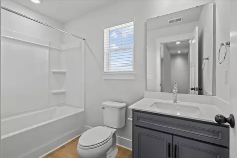 Bath - 758 Rodin Rd, Moore, SC 29369 photo 3 of 4