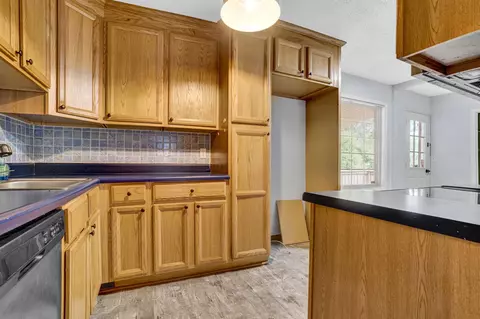 211 Skyline Rd, Greer, SC 29651 photo 10