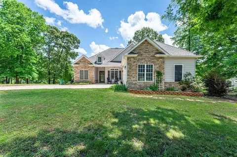 225 Cane Creek Way, Campobello, SC 29322
