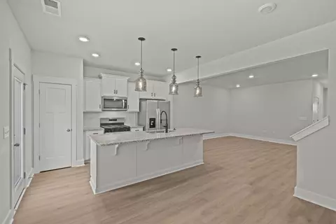 1310 Maplesmith Way, Moore, SC 29369 photo 8