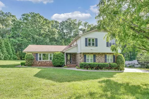 406 Garden Grove Ct, Spartanburg, SC 29302
