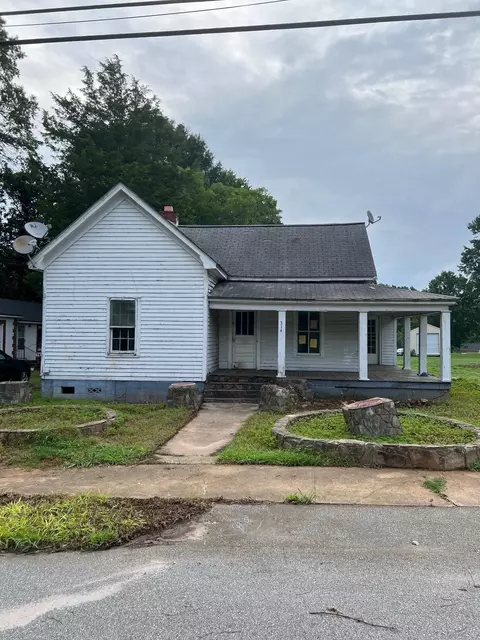 314 Providence Rd, Gaffney, SC 29341