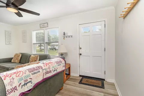 Entry Way - 117 G St, Williamston, SC 29697 photo 1 of 2