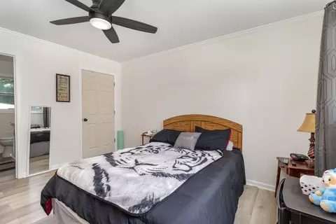 Bedroom - 117 G St, Williamston, SC 29697 photo 4 of 10