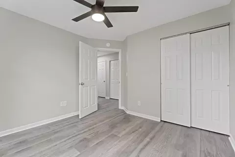 338 E Celestial Dr, Greer, SC 29651 photo 13