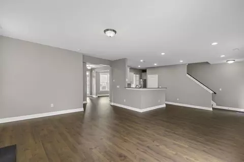 Living - 205 Wicker Park Ave, Greer, SC 29651 photo 4 of 6