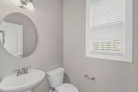 Bath - 205 Wicker Park Ave, Greer, SC 29651 photo 1 of 3