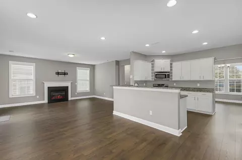 Living - 205 Wicker Park Ave, Greer, SC 29651 photo 6 of 6