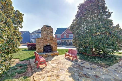 Exterior - 205 Wicker Park Ave, Greer, SC 29651 photo 10 of 13