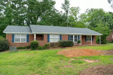 140 Applewood Ln, Spartanburg, SC 29307