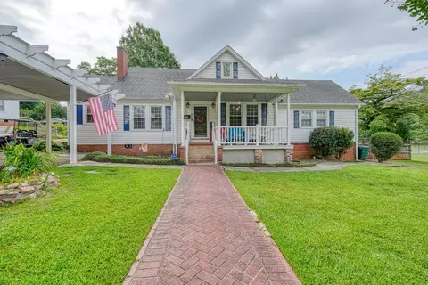 521 S Limestone St, Gaffney, SC 29340